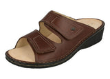 Finn Comfort Jamaika women's sandal with leather straps and cushioned footbed, showcasing a stylish and comfortable footwear design.