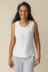 White Habitat 16417 layering tank top, sleeveless apparel with a fitted design, ideal for versatile everyday wear.