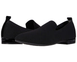 Comfortable David Tate Ultimate Soft Stretch flat shoe for women, featuring a sleek design and soft stretch fabric.