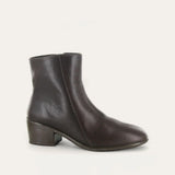 Naot Goodie 17497 Chelsea Boot