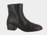 Naot Goodie 17497 Chelsea Boot