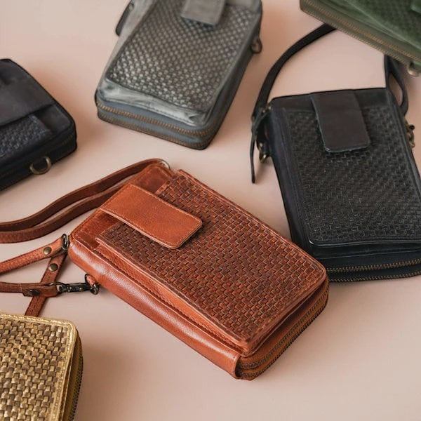 Bags, Purses, Backpacks & Wallets – Strada