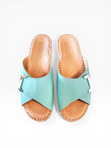 Teal La Plume Agua Comfort slide sandal with cushioned strap and open toe design.