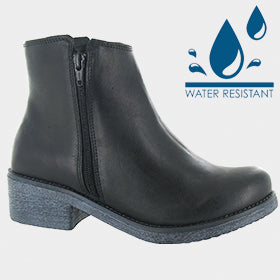 Naot Wander 17609 Water Resistant Leather Boot