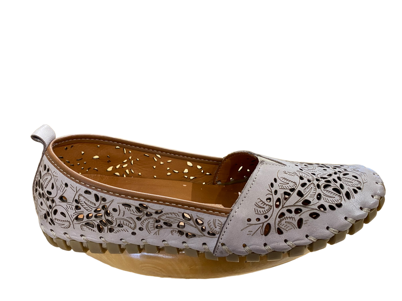 Gelato Tentie Perforated Slip On Loafer